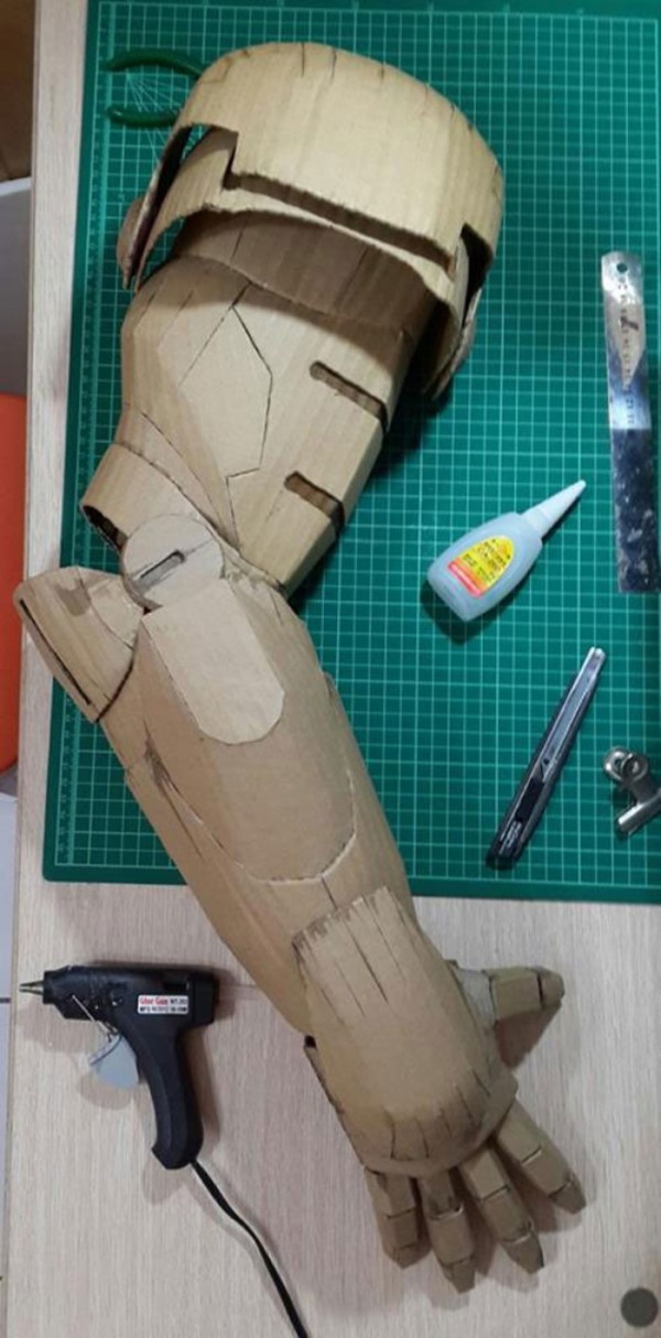 ironman-de-carton-03