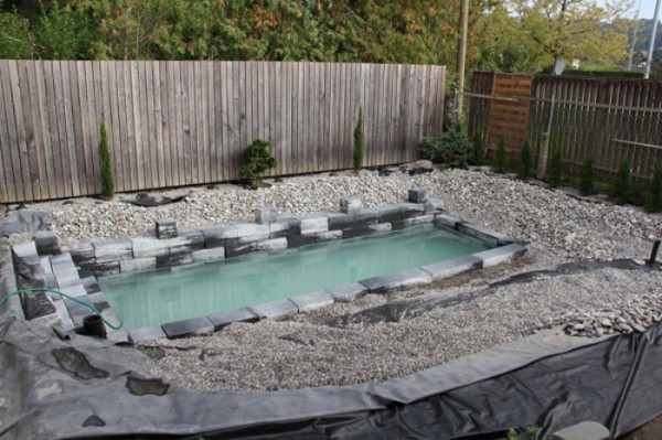 piscina-estanque-en-el-jardin-16