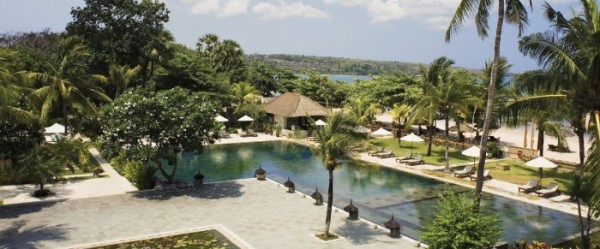 piscinas-exoticas-de-todo-el-mundo-01