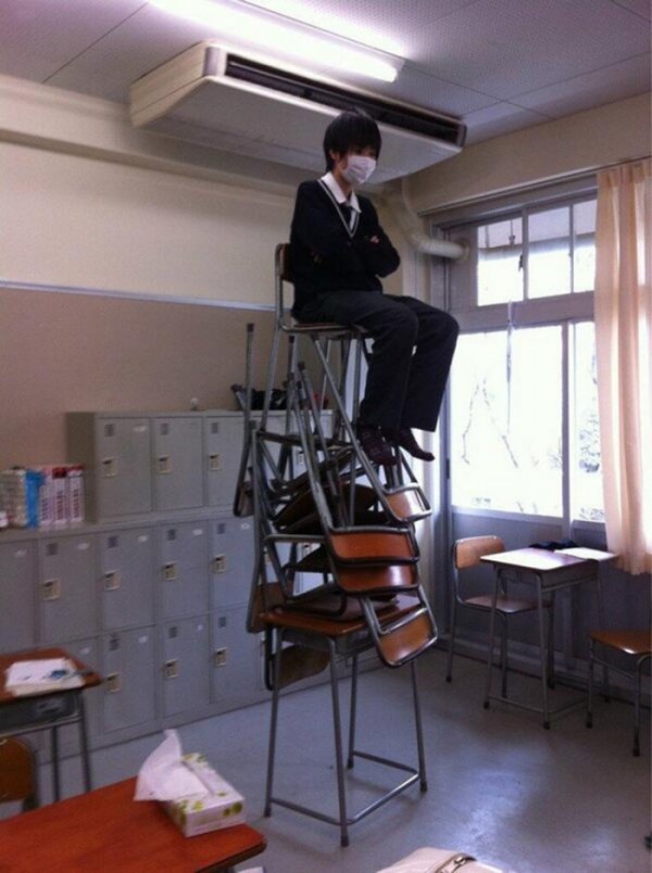 estudiantes-japoneses-divirtiendose-01