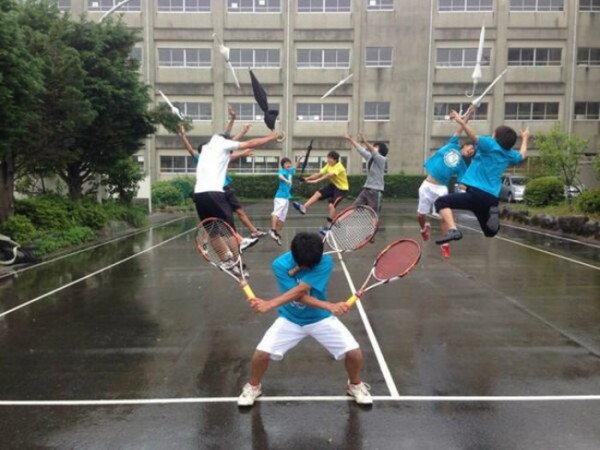 estudiantes-japoneses-divirtiendose-12
