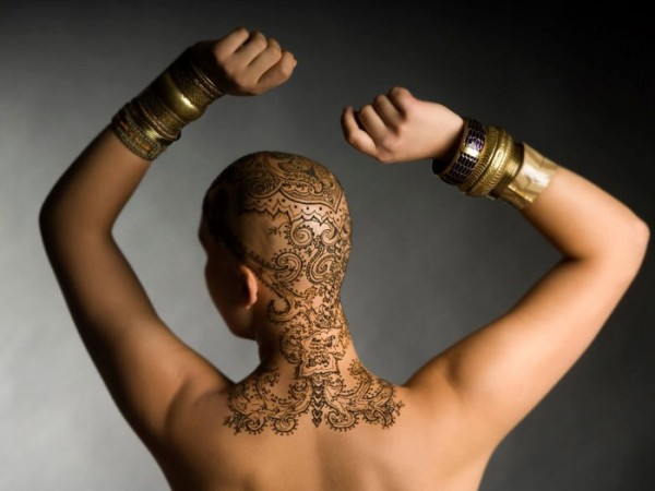 tatuajes-temporales-de-henna-para-pacientes-de-cancer-11