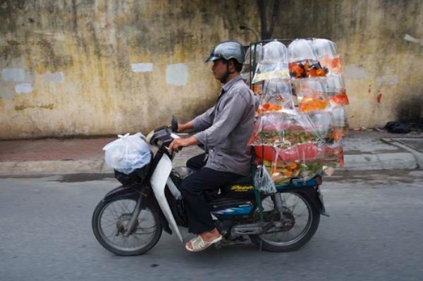 transporte-con-motocicleta-en-vietnam-04