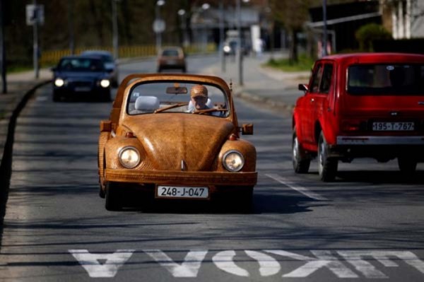 volkswagen-beetle-escarabajo-de-madera-00