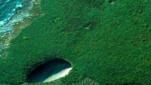 mexico-marietas-playa-del-amor-01