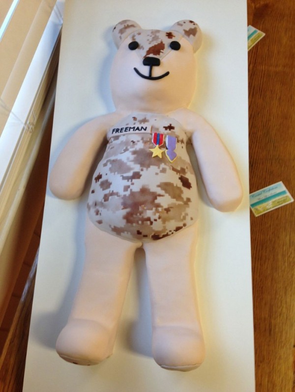 osos-de-peluche-con-uniformes-04